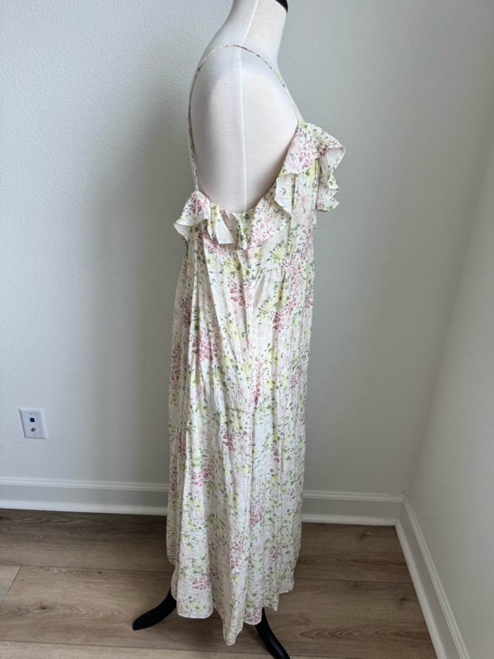 H&M Cream Floral Midi Dress - Picture 7 of 11